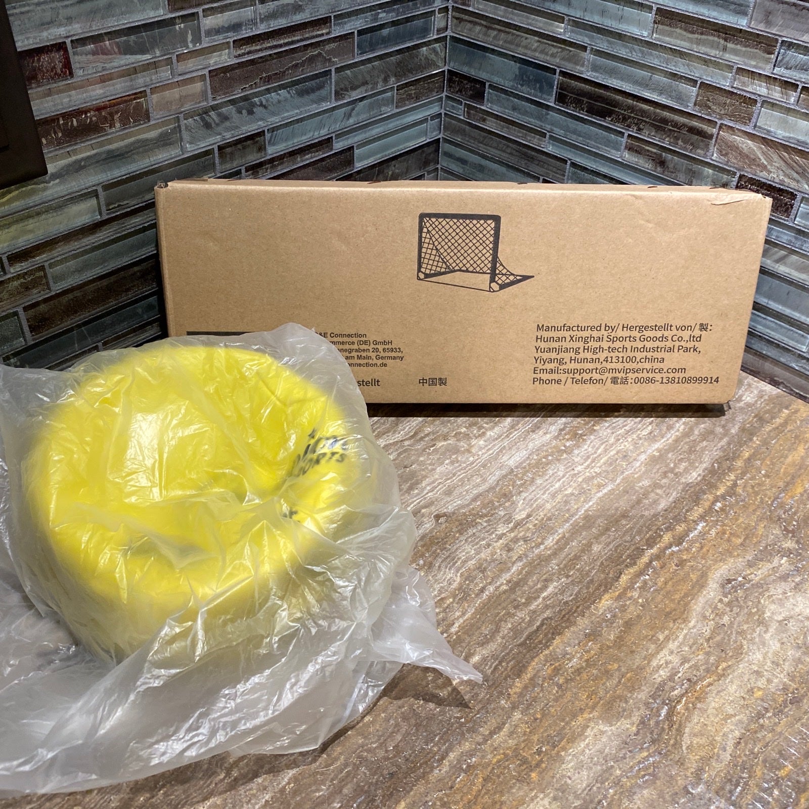 Soccer Goal Popup Net & Champion Sports Extreme Series Soccer Ball Size 4 Yellow