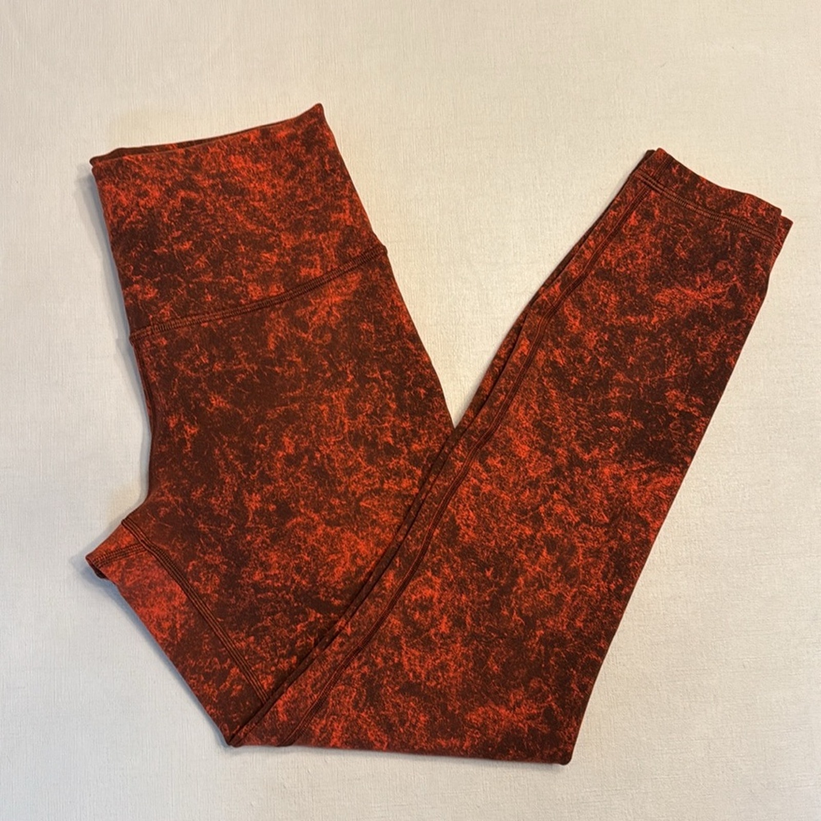 Lululemon Wunder Train High-Rise Tight 25 Denim Wash Print Autumn Red Black