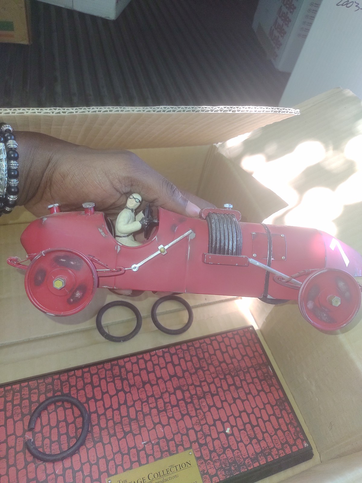 1910 reproduction vintage cast metal car