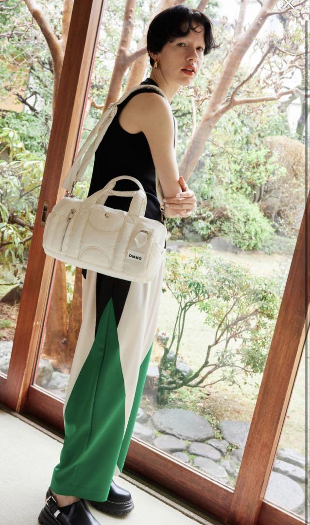 OMMO 2WAY CIRCLE BOSTON BAG