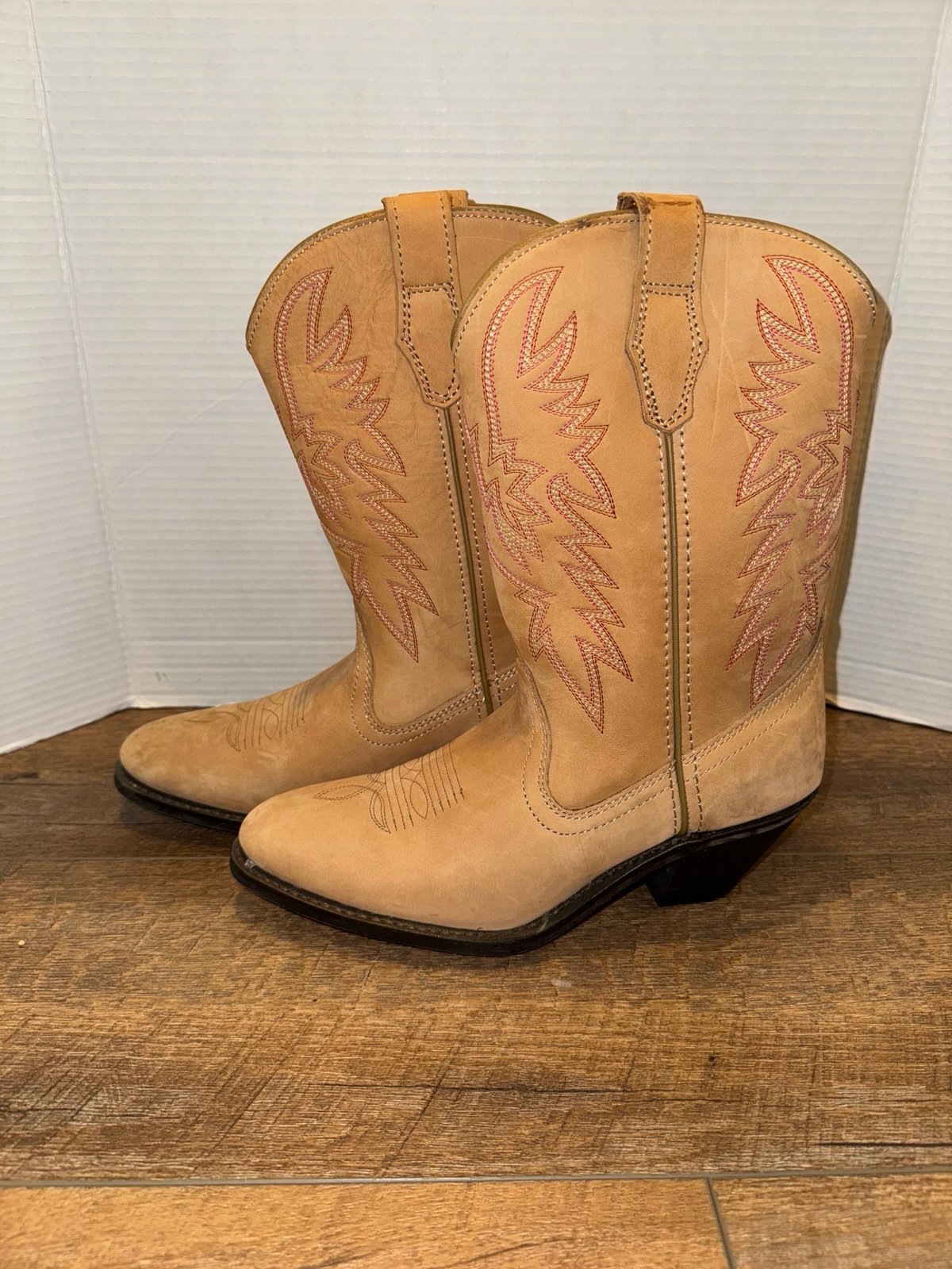 Western Cowboy Cowgirl Leather Boot Size 9 Embroidery Pointed Toe Mid Calf Boot