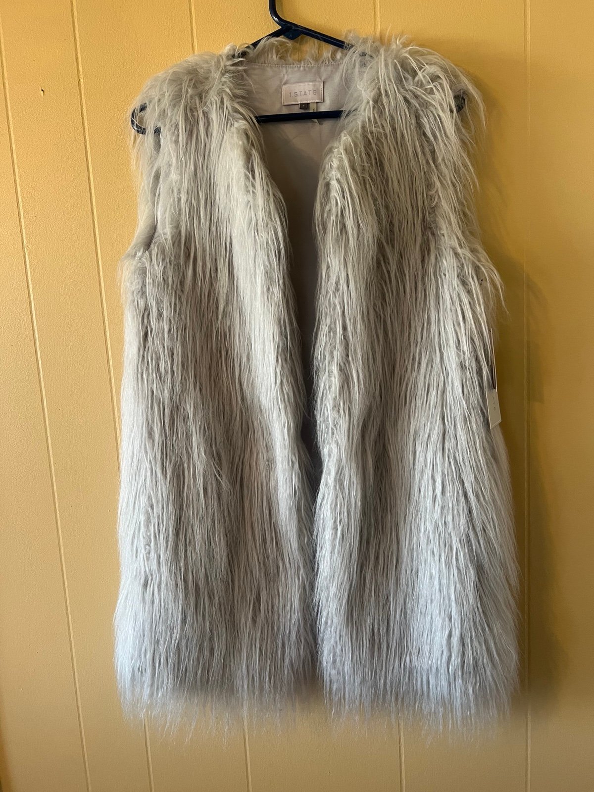 1.State Faux fur vest small NEW