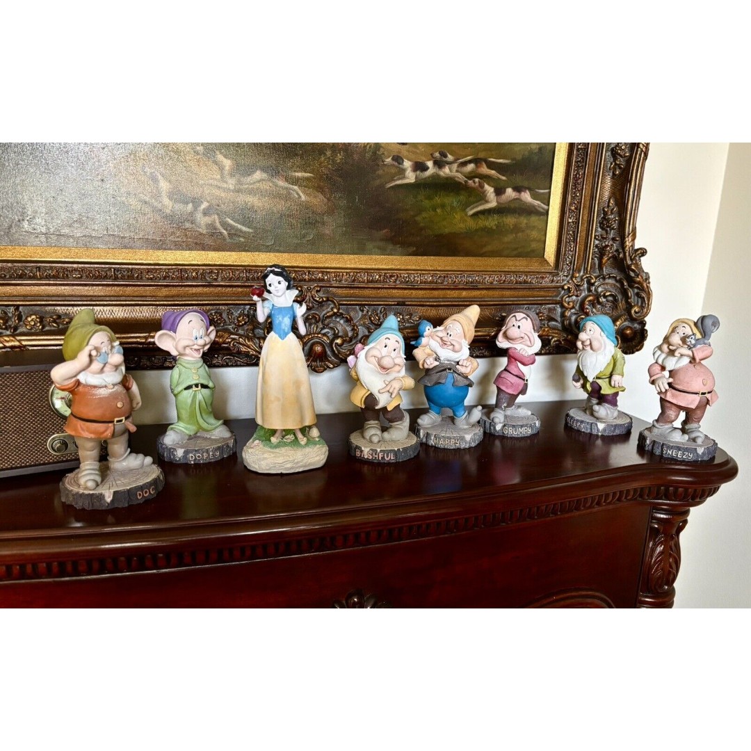 Disney Snow White And The Seven Dwarfs Dwarves Dwarf Garden Gnome Statues Set 9