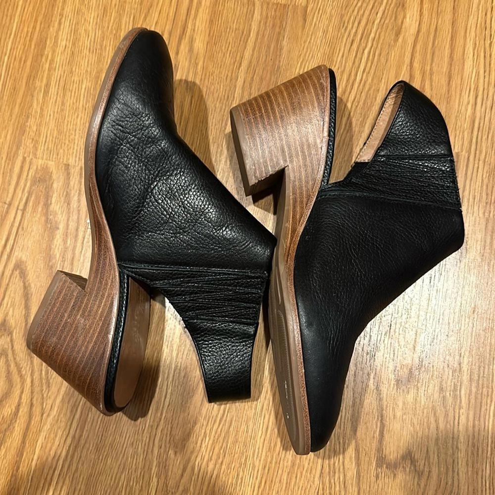 Gentle Souls by Kenneth Cole Blaise sling back booties, Sz 8