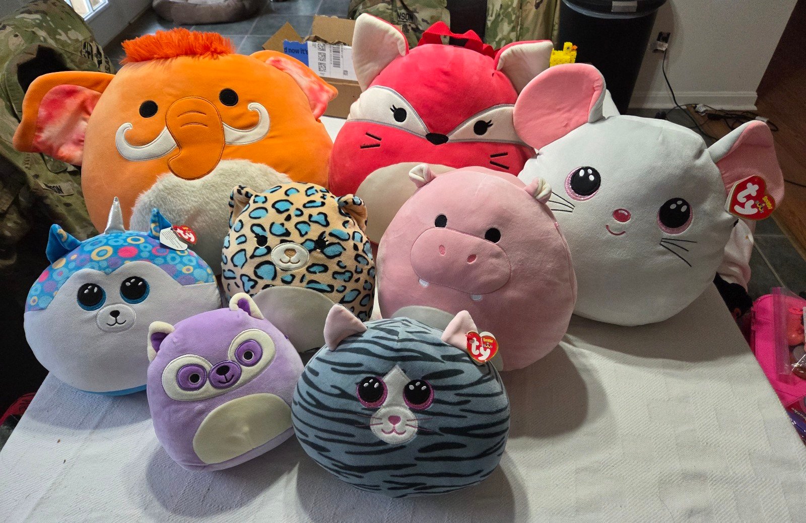 LOT of 8 Squishmallows & TY Squish - Large Small Backpack - Hippo Fox Mammoth