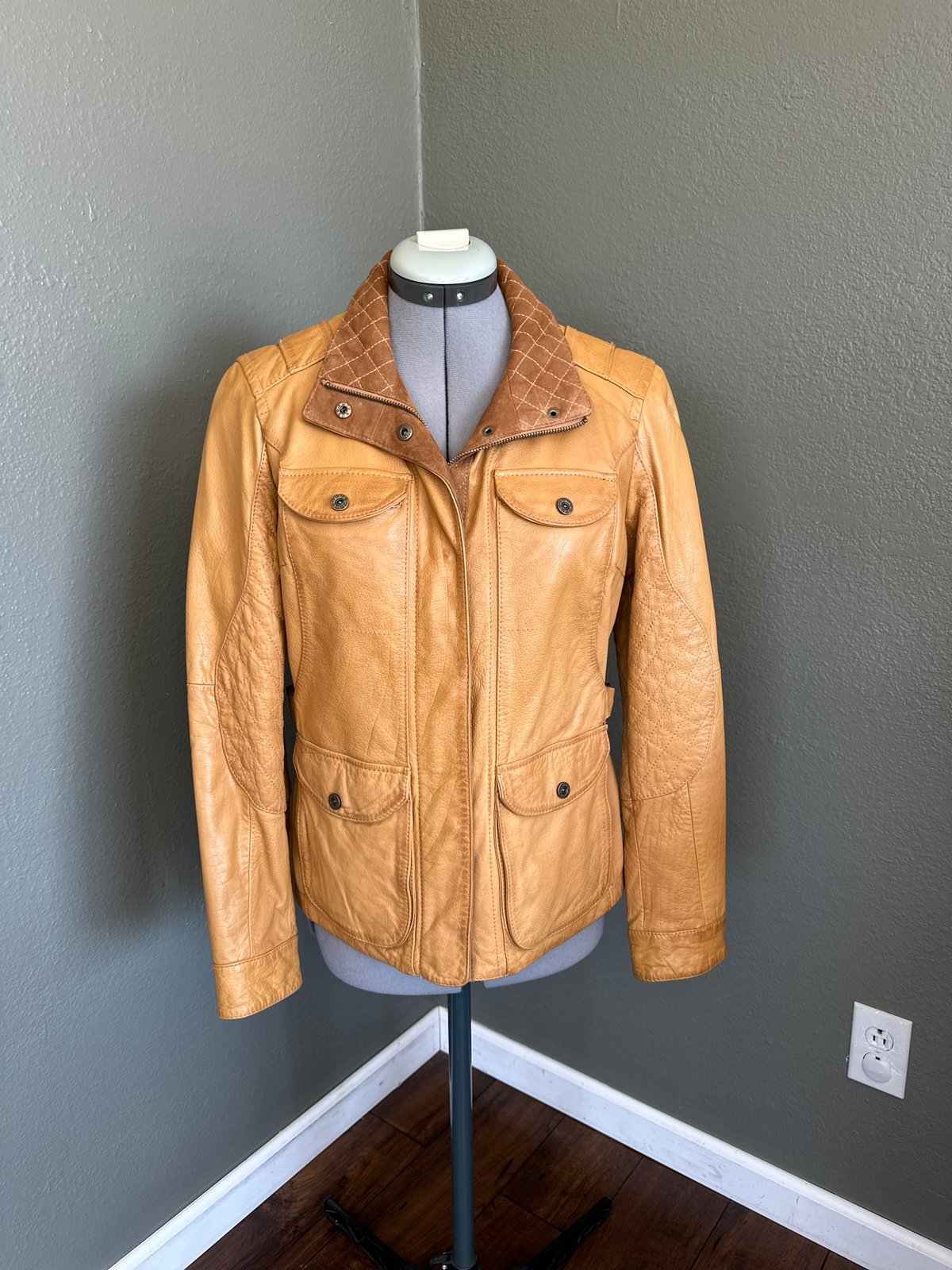 Eddie Bauer Genuine Leather Coats & Jackets | Mercari Eddie Bauer Genuine Leather Coats & Jackets | Mercari