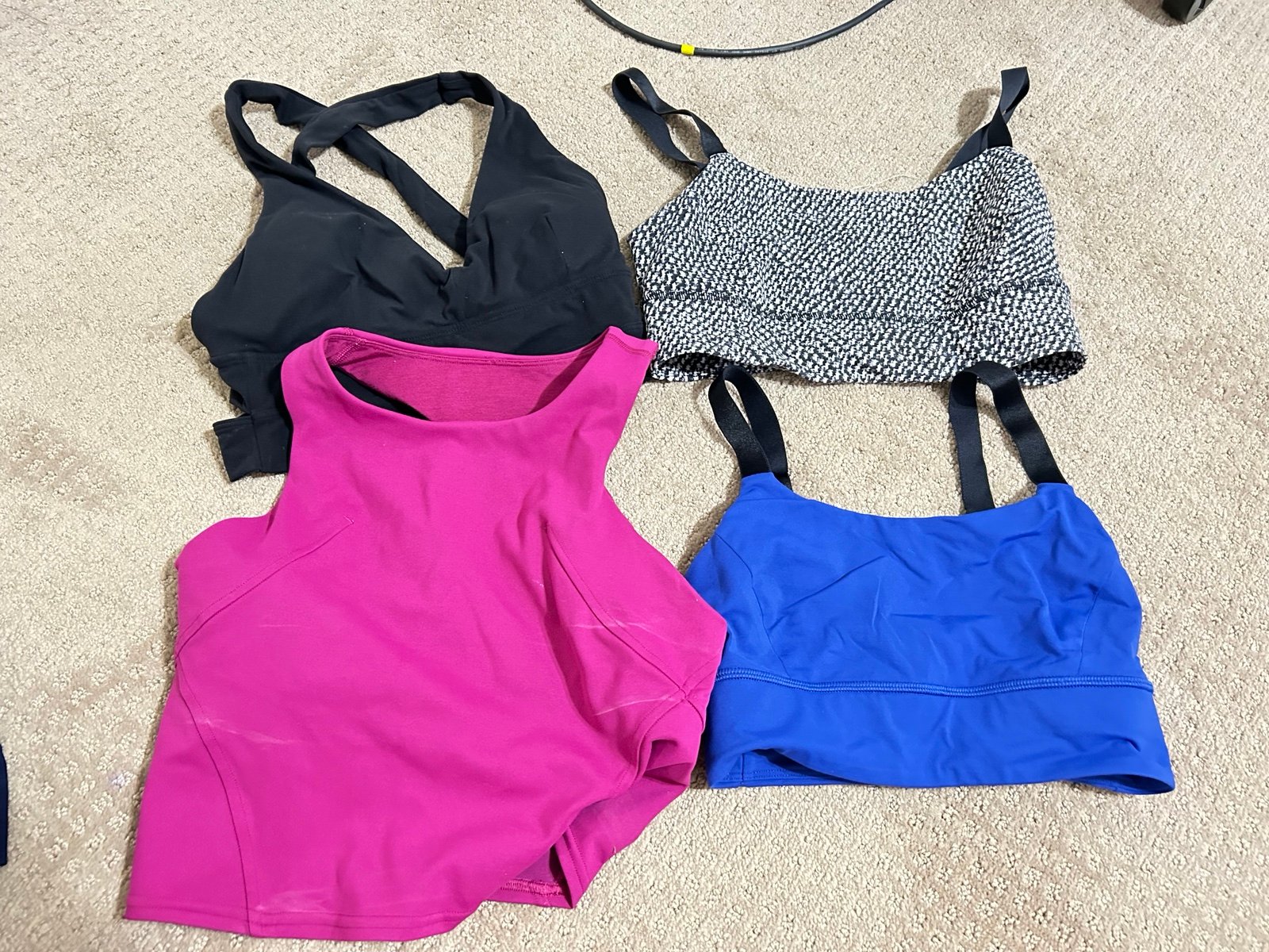 Alphalete and lululemon sports bras and tops