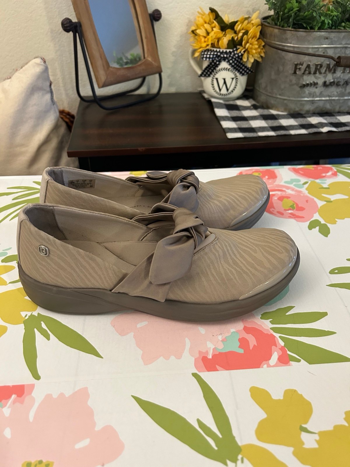 Beezy stretch slip on super comfort tan Mary Jane shoes
