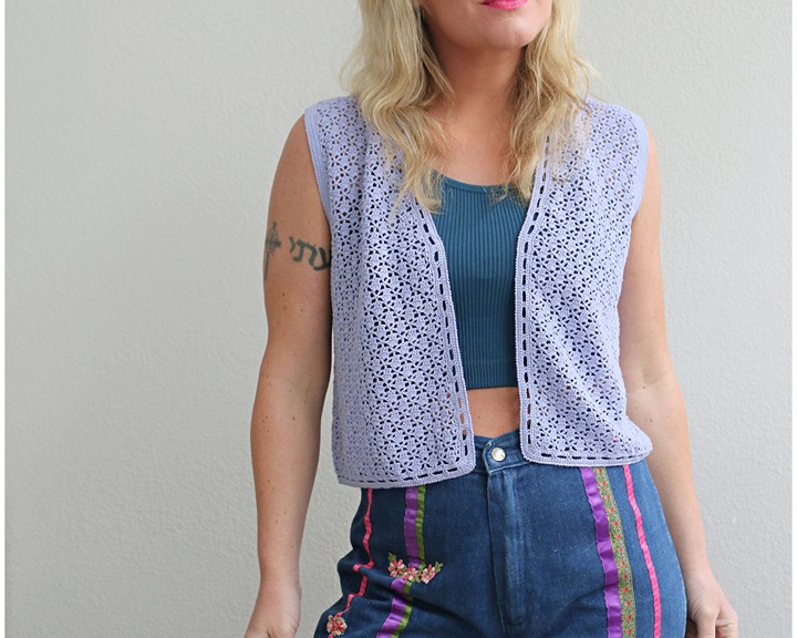 1970's Vintage Lavender Hand Crocheted 70s Vest // Women's Extra Small to Medium