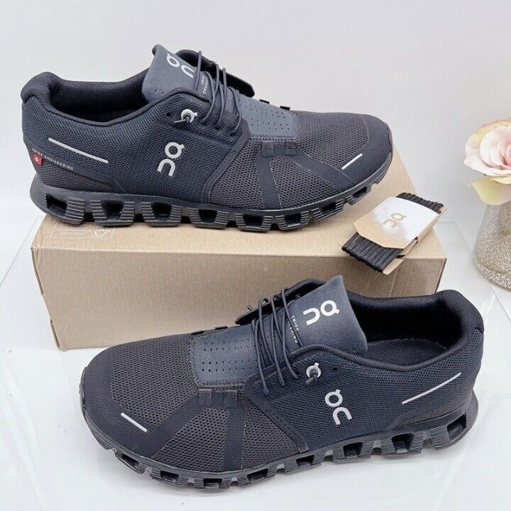 NEW ON CLOUD 5 Road Running Shoe All Black Womens Size US 7.5