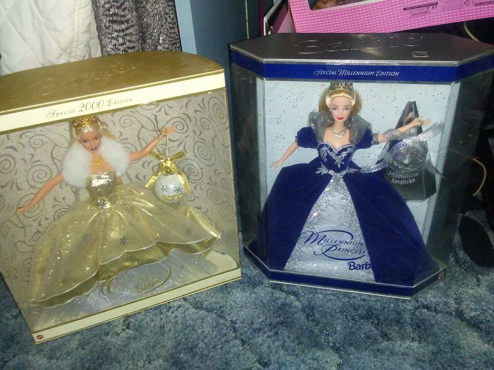 Vintage 2000 Barbie doll