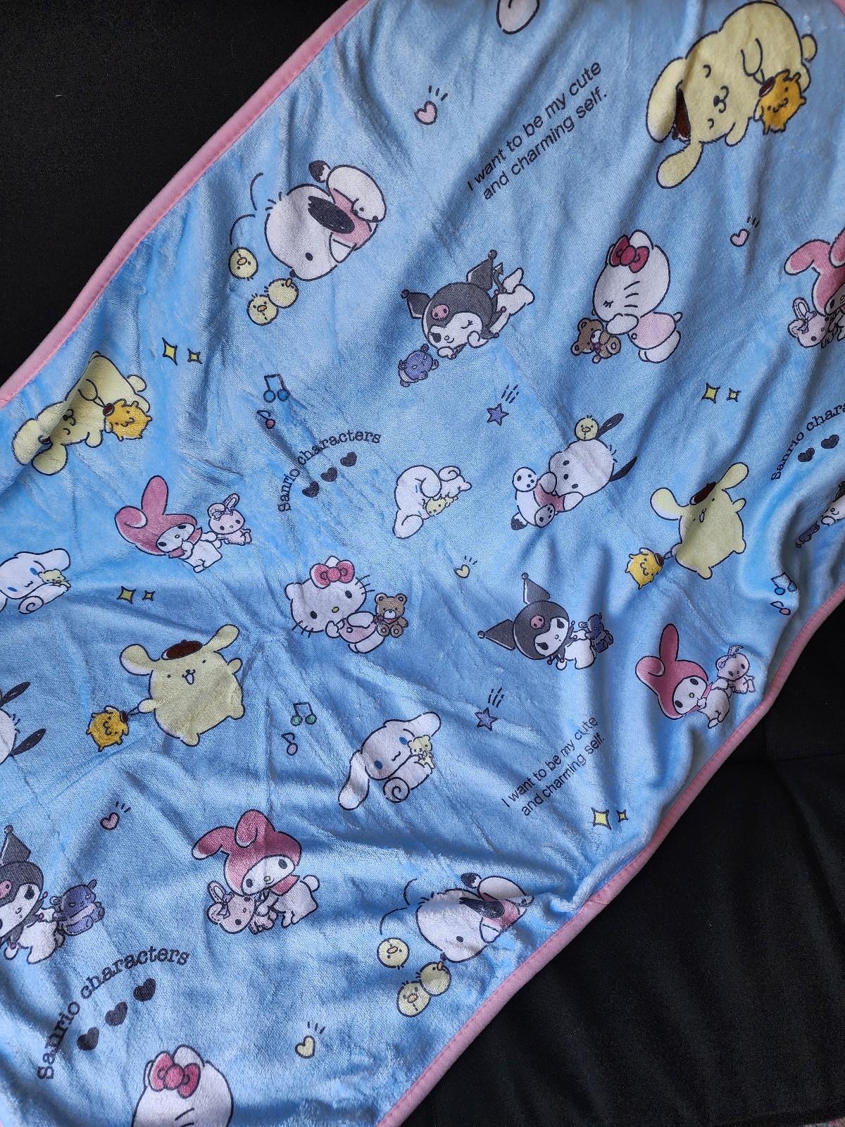 Sanrio Characters Fukubukuro Exclusive Plush Lap Blanket