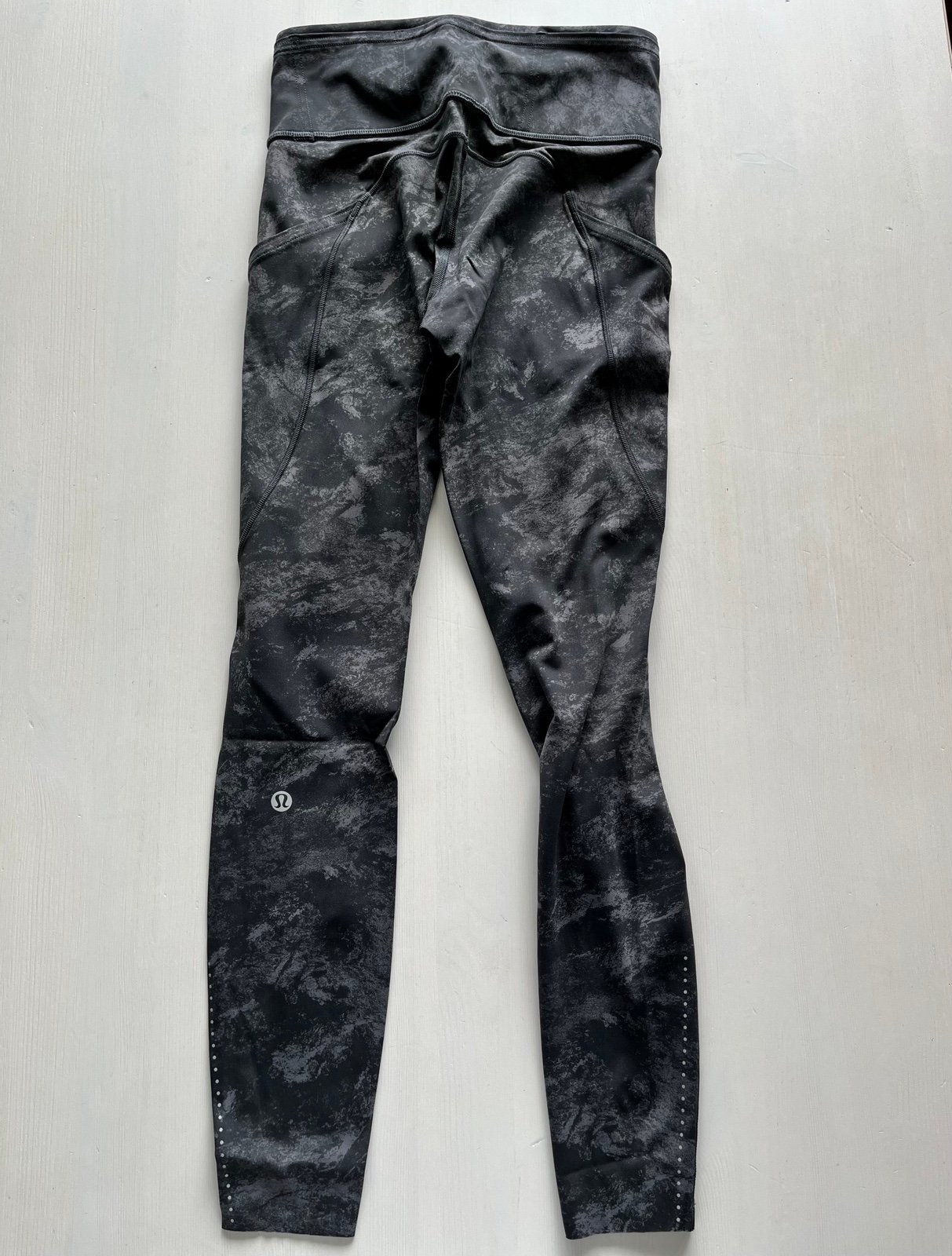 Fast and Free High-Rise Tight 25” Pockets size 2