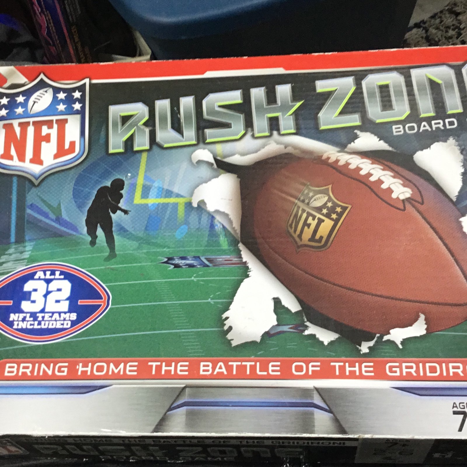 2013 NFL Football Rush Zone Board Game