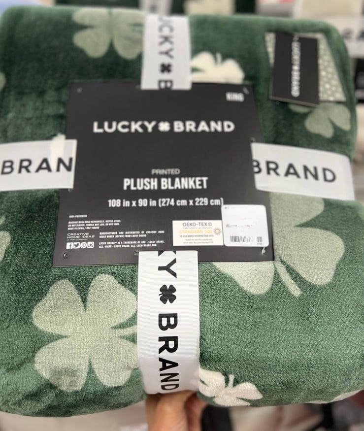 Lucky brand King shamrocks blanket