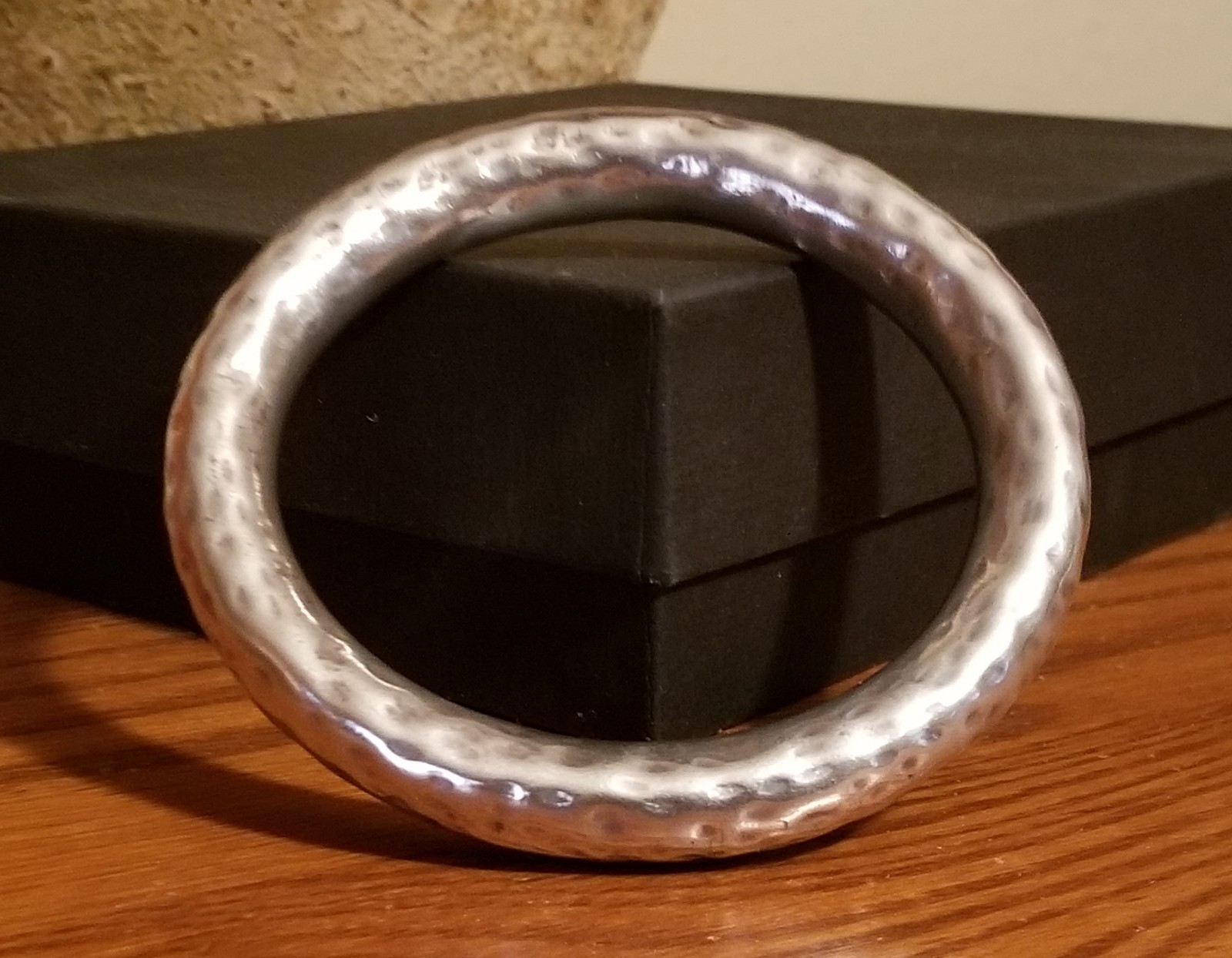 Rare Silpada Sterling Silver Hammered Bangle Bracelet