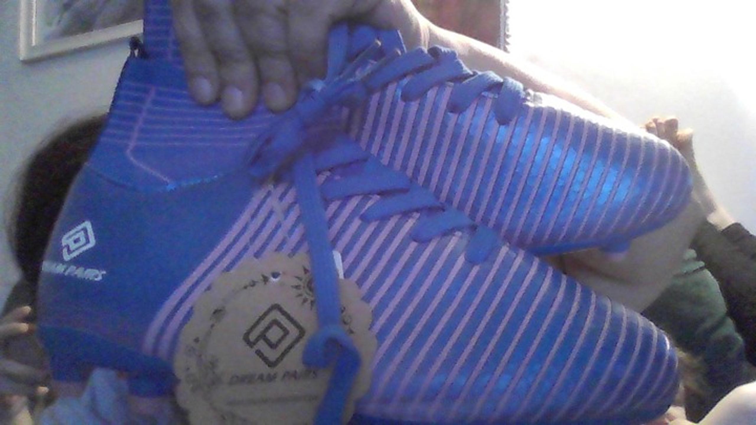 soccer cleats us size 3