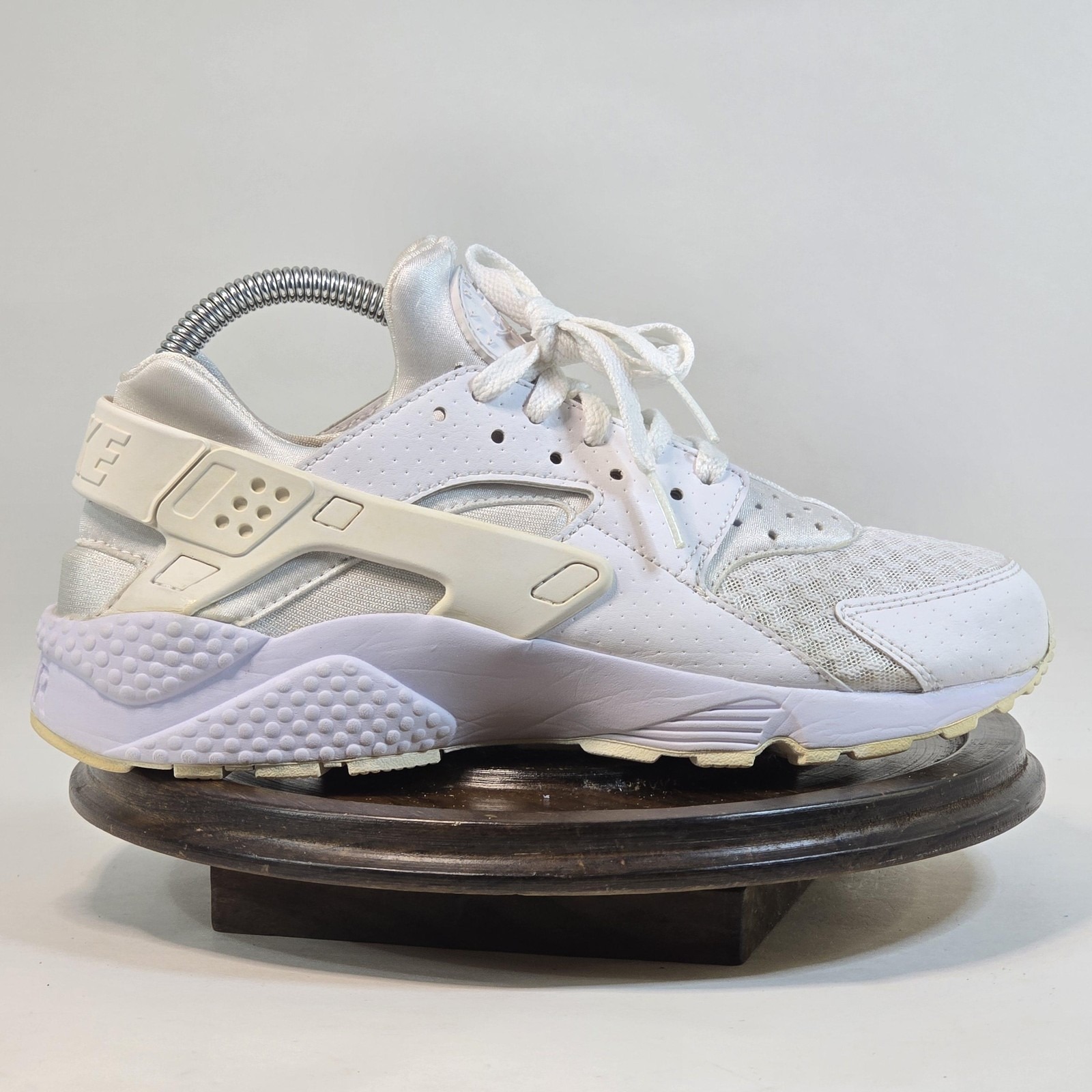 Nike Air Huarache Shoes Womens Size Running 318429-111 Athletic