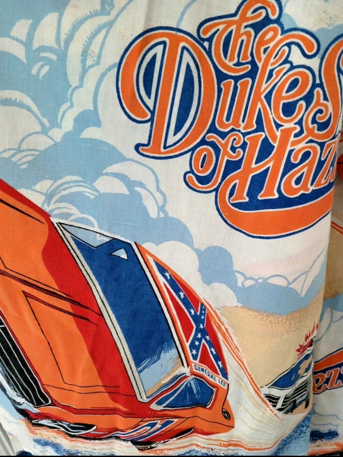 1982 Dukes of Hazzard Twin Bed Sheet with Flag and General Lee - EUC - detail
