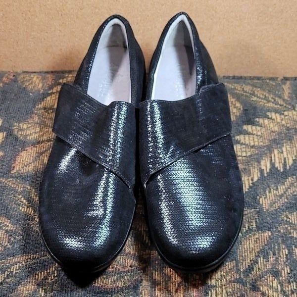 Alegria Qin Bob and Weave Black Loafers~ Size 11.5-12/EU 42