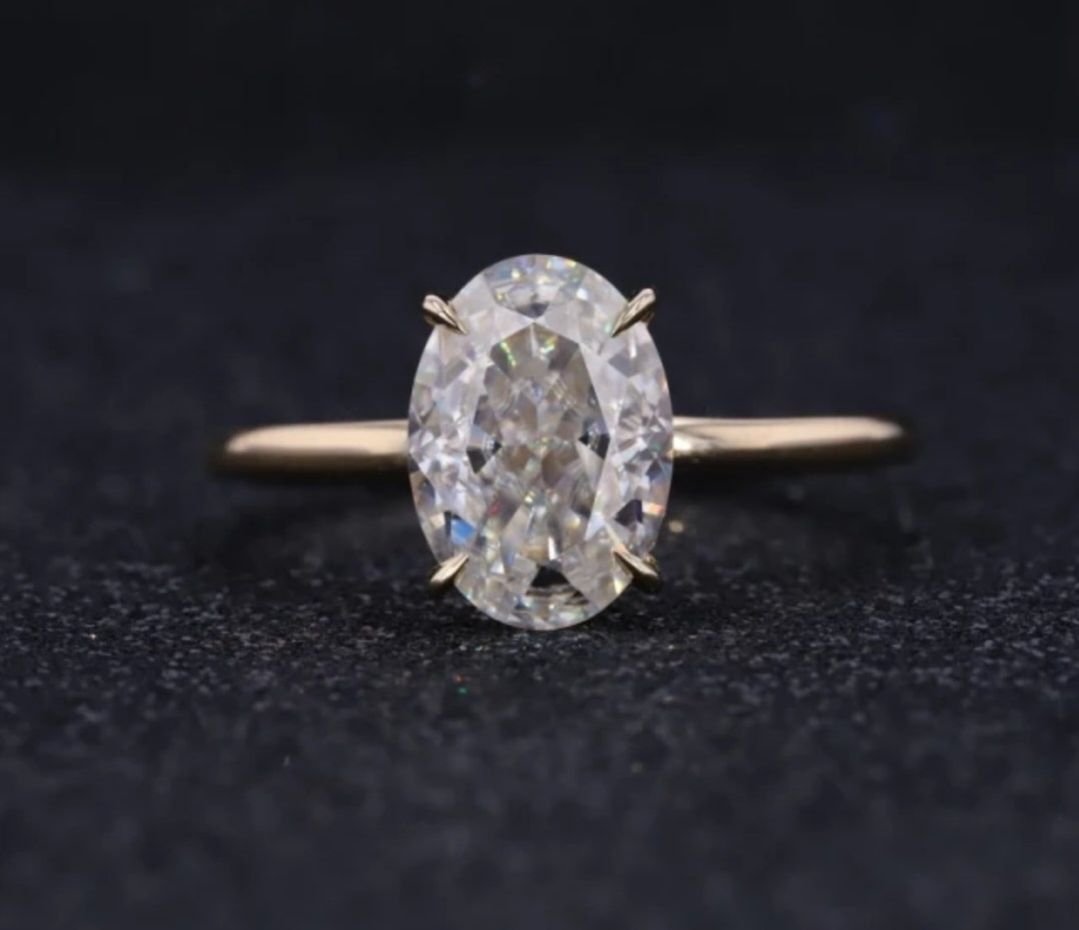 *sale* 14k Solid yellow Gold 2CT Oval Cut Engagement Ring