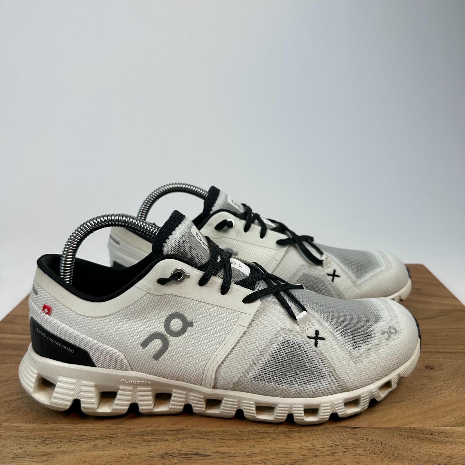 Womens On Cloud X White Athletic Running Sneakers Shoes Size 9.5 M GUC