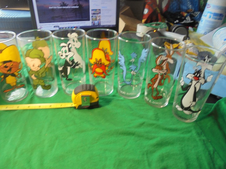 1973 PEPSI WARNER BROS. Drinking Glass SET OF 7!! 80.00 Shipped!!