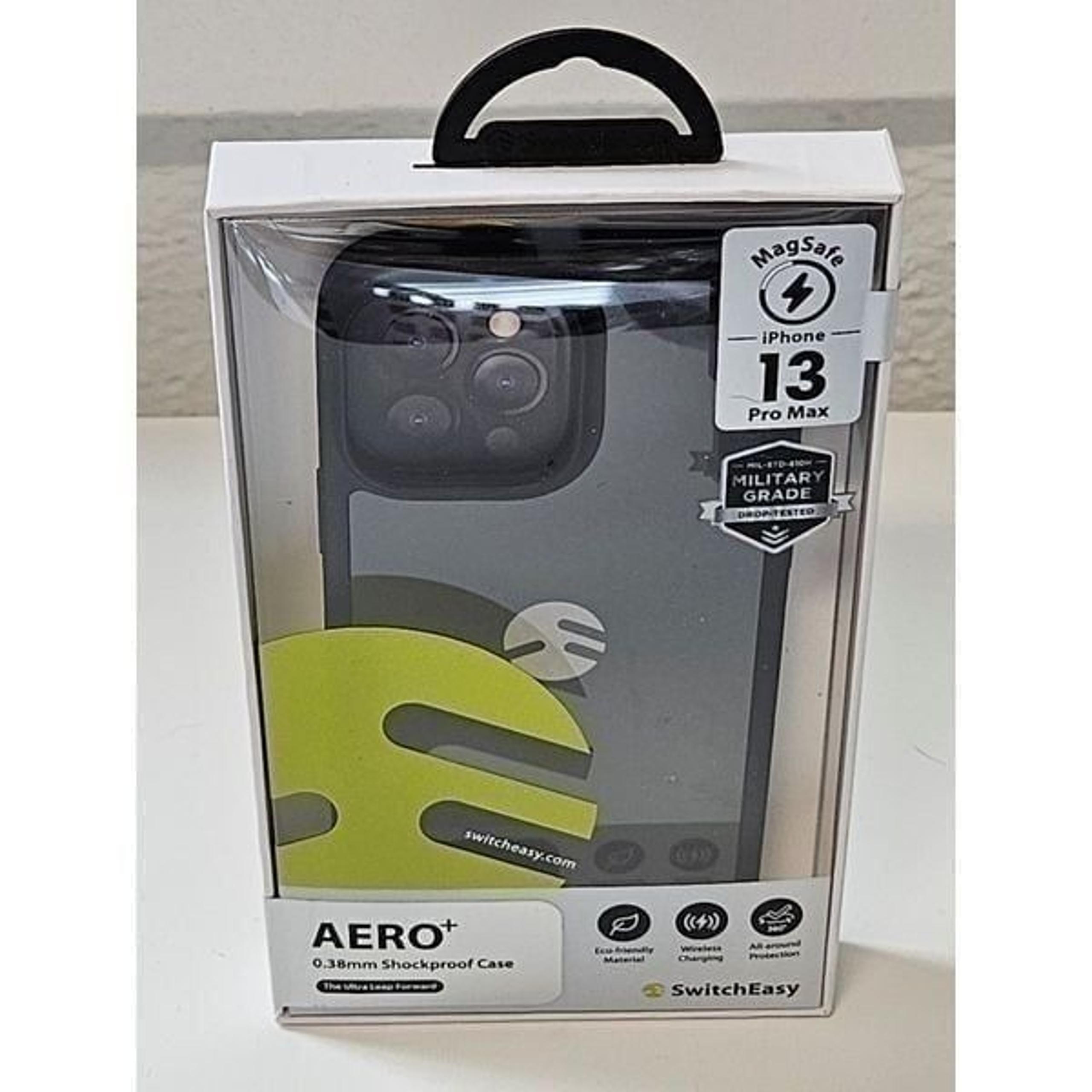 SwitchEasy Aero+ Shockproof MagSafe Black Apple iPhone 13 Pro Max Hard Case