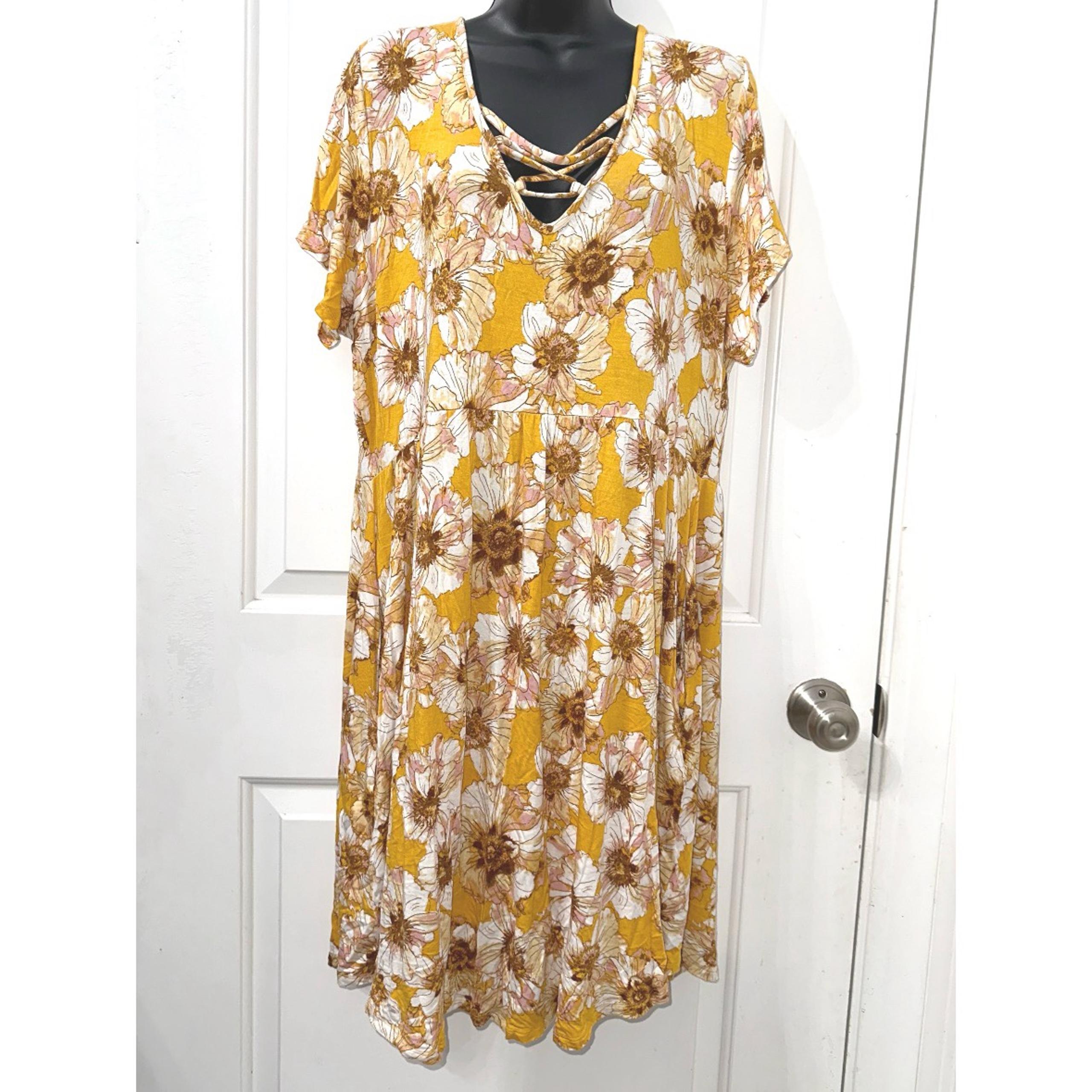 Maurices 24/7 Yellow Floral print short sleeve dress size XXL