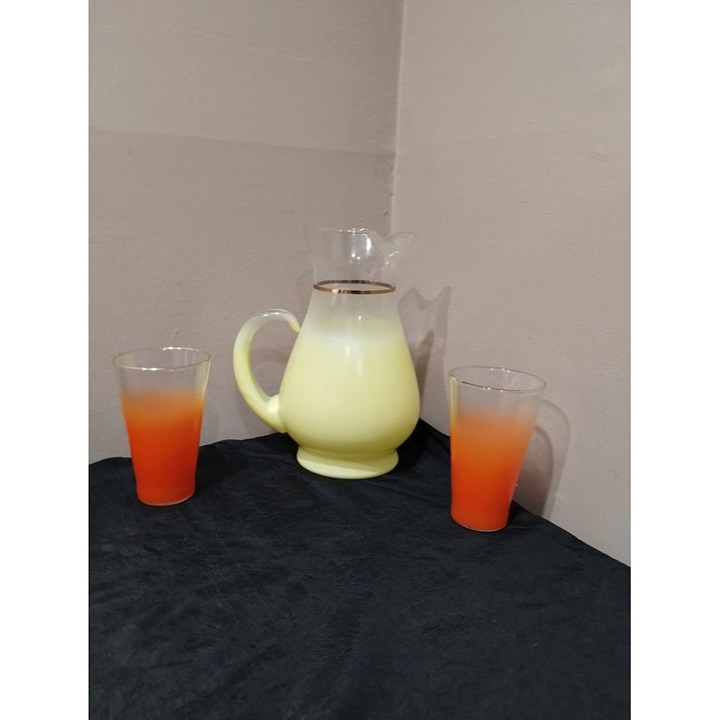 Vintage Mid Century Blendo 3 piece Drinkware Set in Excellent Condition!