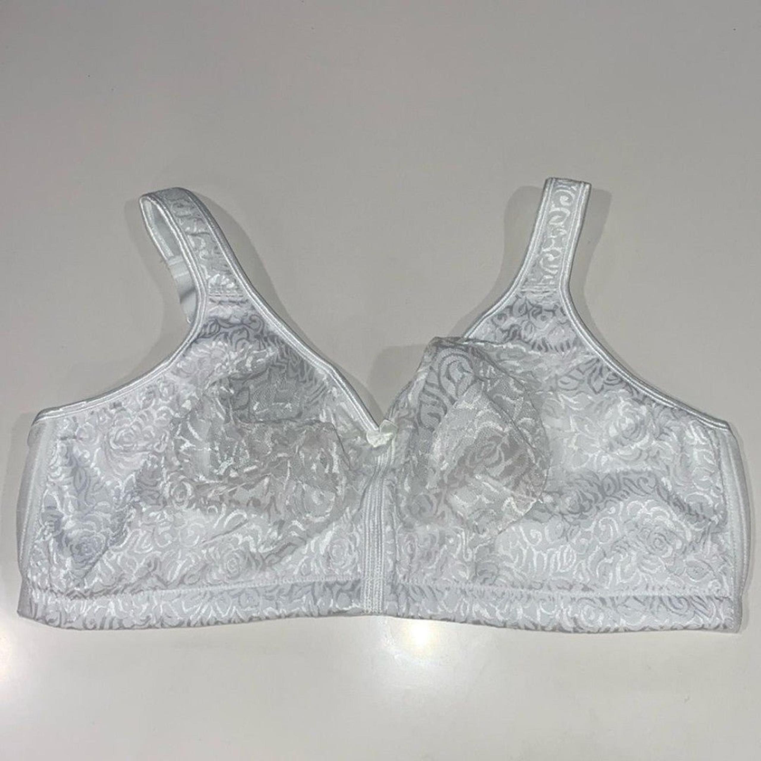 Breezies Seamless Wirefree Support White Floral Lace Bra 44DDD NWOT