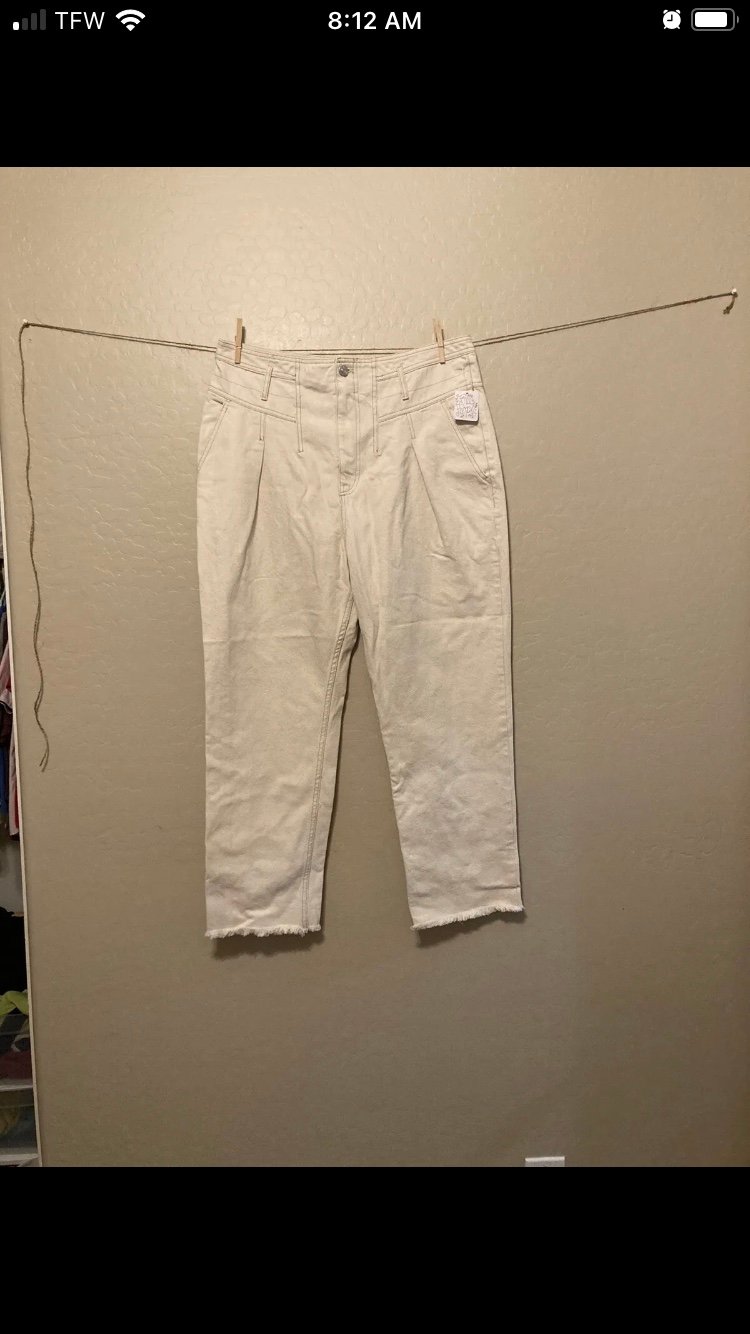NWT Free People We The Free Size 32 Retro Mom Jeans Fringe Hem Ivry/Ivory