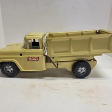 1961 Model #422, Vintage Buddy L Dump Construction Truck Toy, Pressed Steel by M