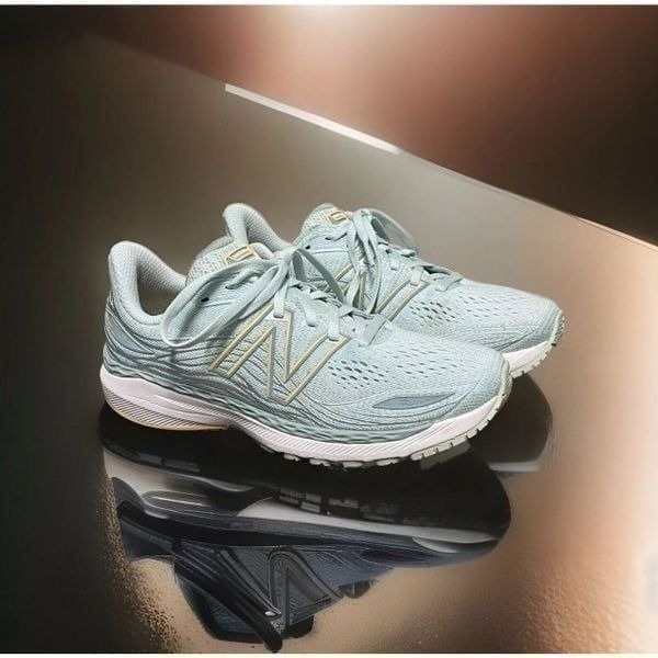 New Balance Fresh Foam 860v12 W8601BB1 Women's Light Blue Running Shoes SZ 7.5B