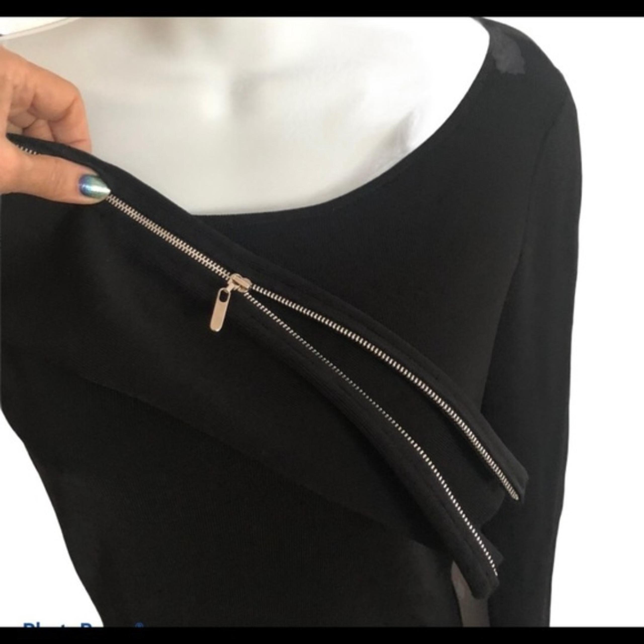 Cache Black Dressy Sweater LS Zip Sleeve Sz. M Classy Elegant Dressy Work Career