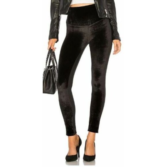 HOT ITEM Awesome Tummy Control Velvet Leggings in Black