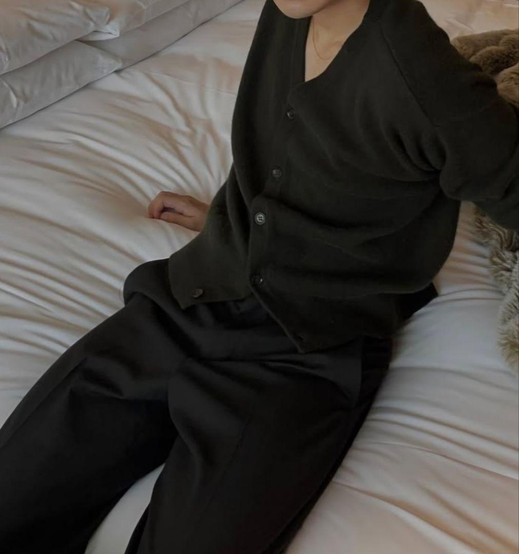 【Excellent Condition】Apartment Three Cashmere Blend Cardigan