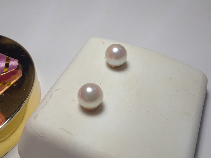 5.4mm Pearl 14Kt YG Stud Earrings #15677