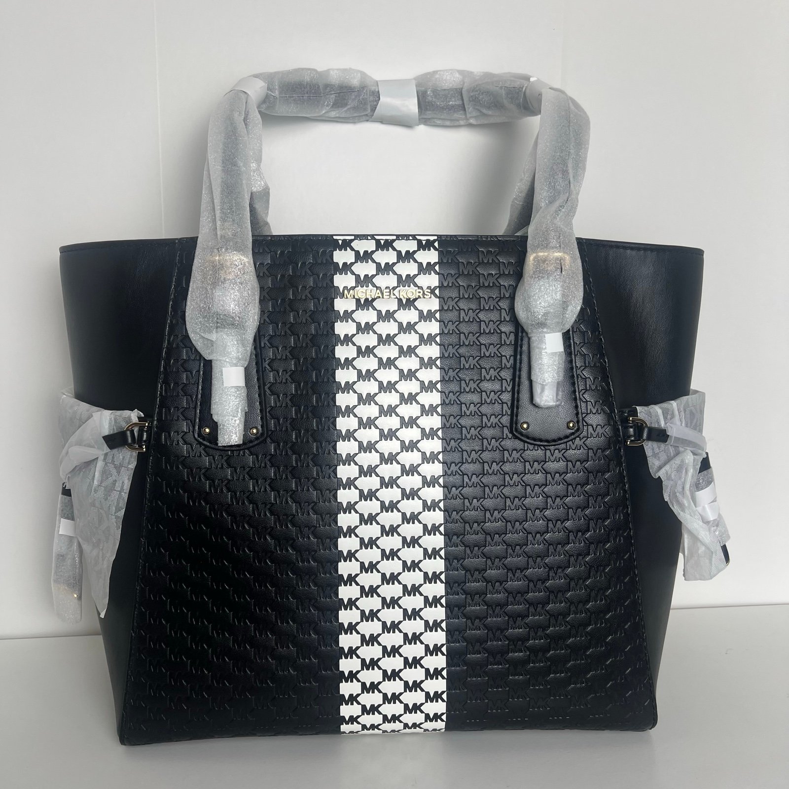 michael kors voyager east west tote
