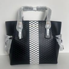 NWT Michael Kors Voyager Logo East West Tote
