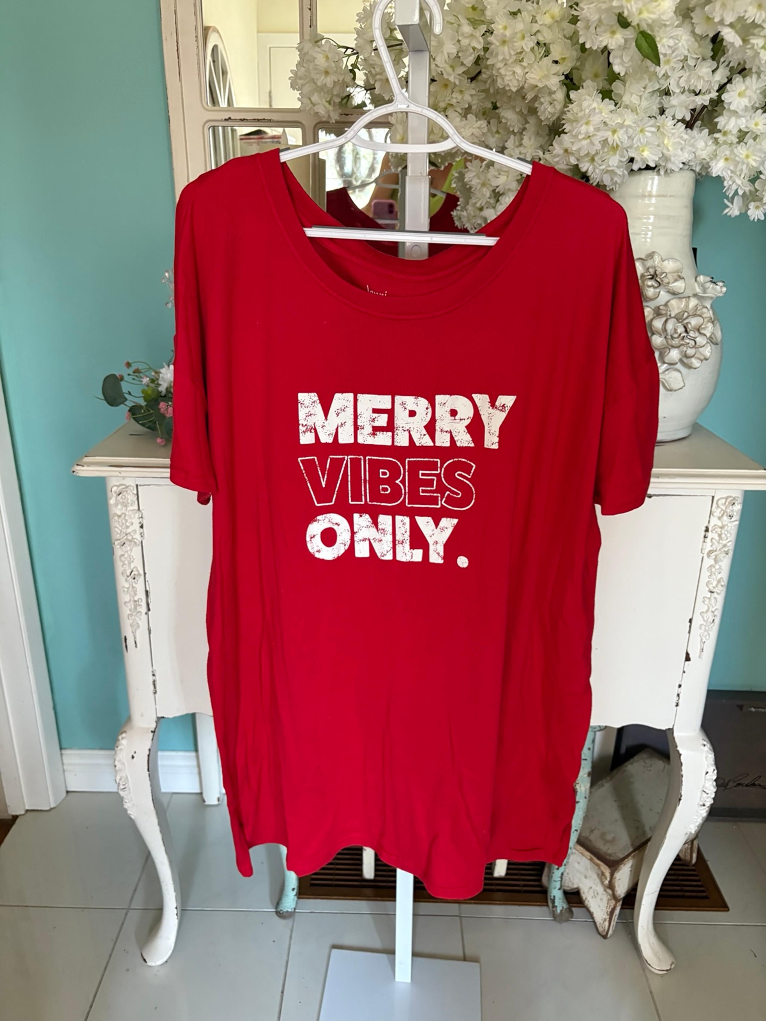 Merry Vibes Only Night Shirt XXL