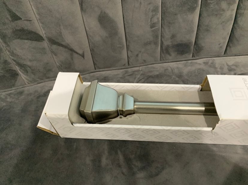 curtain rod
