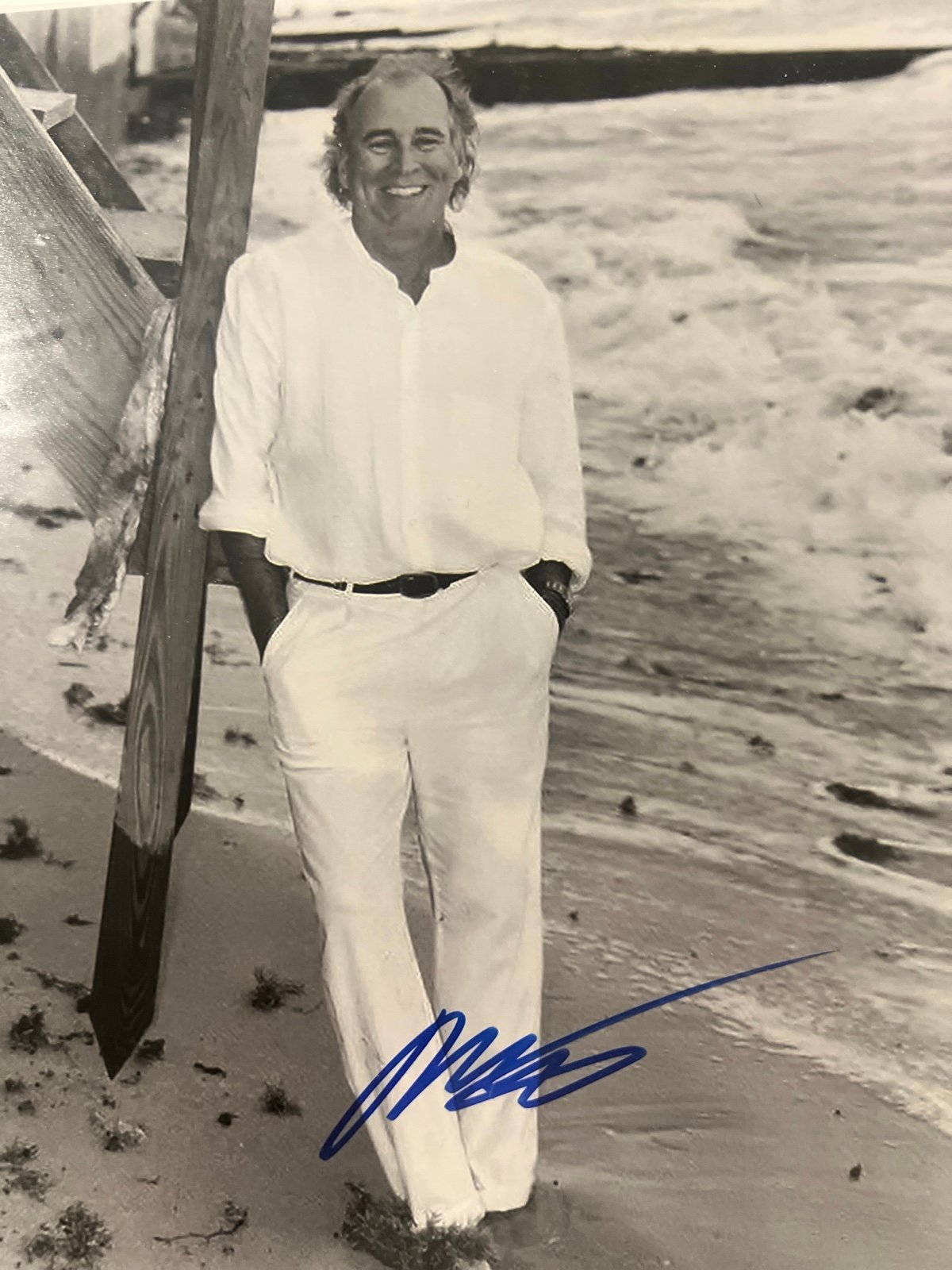 Jimmy Buffett signed 8 x 10 photo