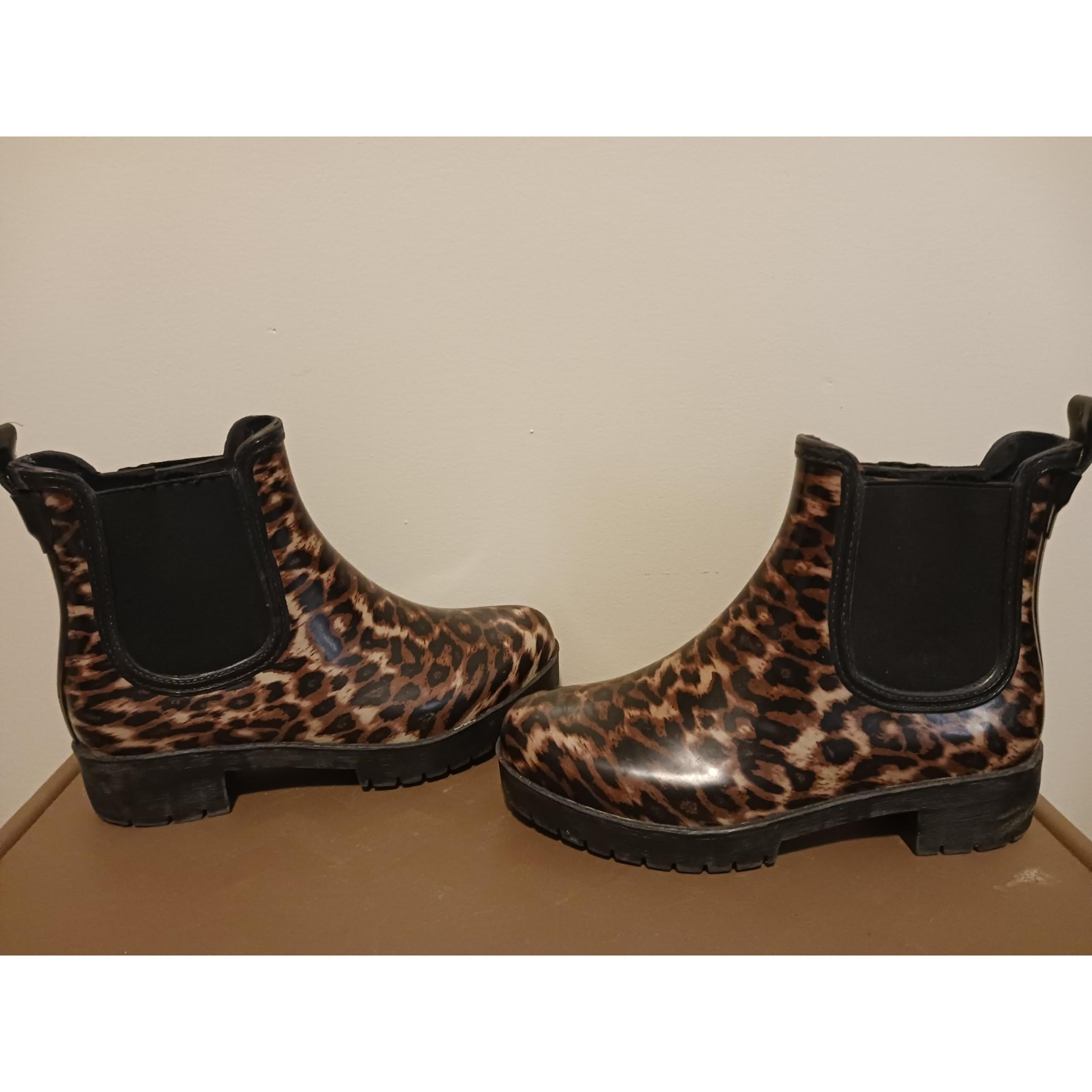 Jeffrey Campbell Cloudy Chelsea Rain Boots In Leopard Print Size 8