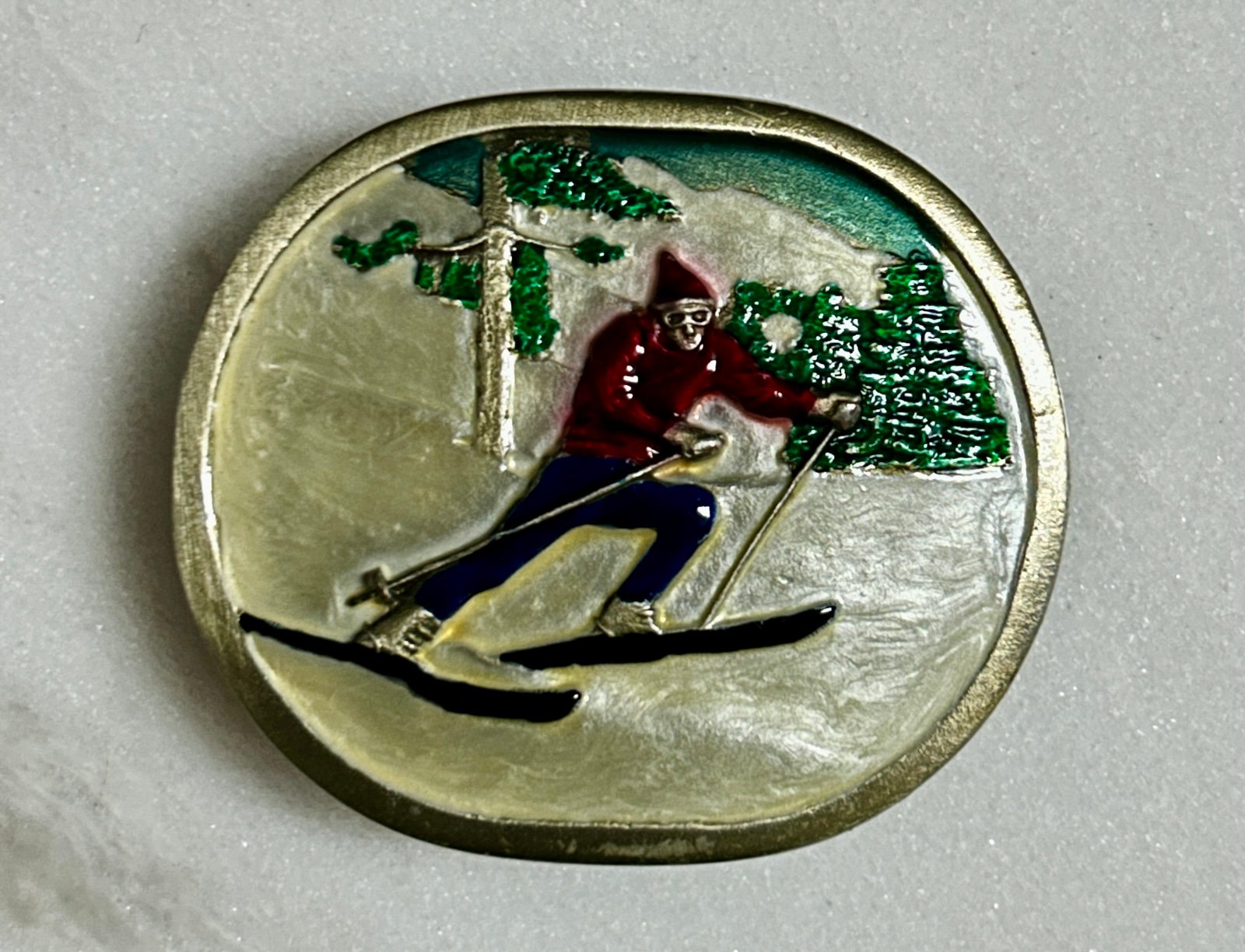 Indiana Metal Craft ~ Vintage (1977) ~ Skiing/Skier ~ Red/White ~ Belt Buckle