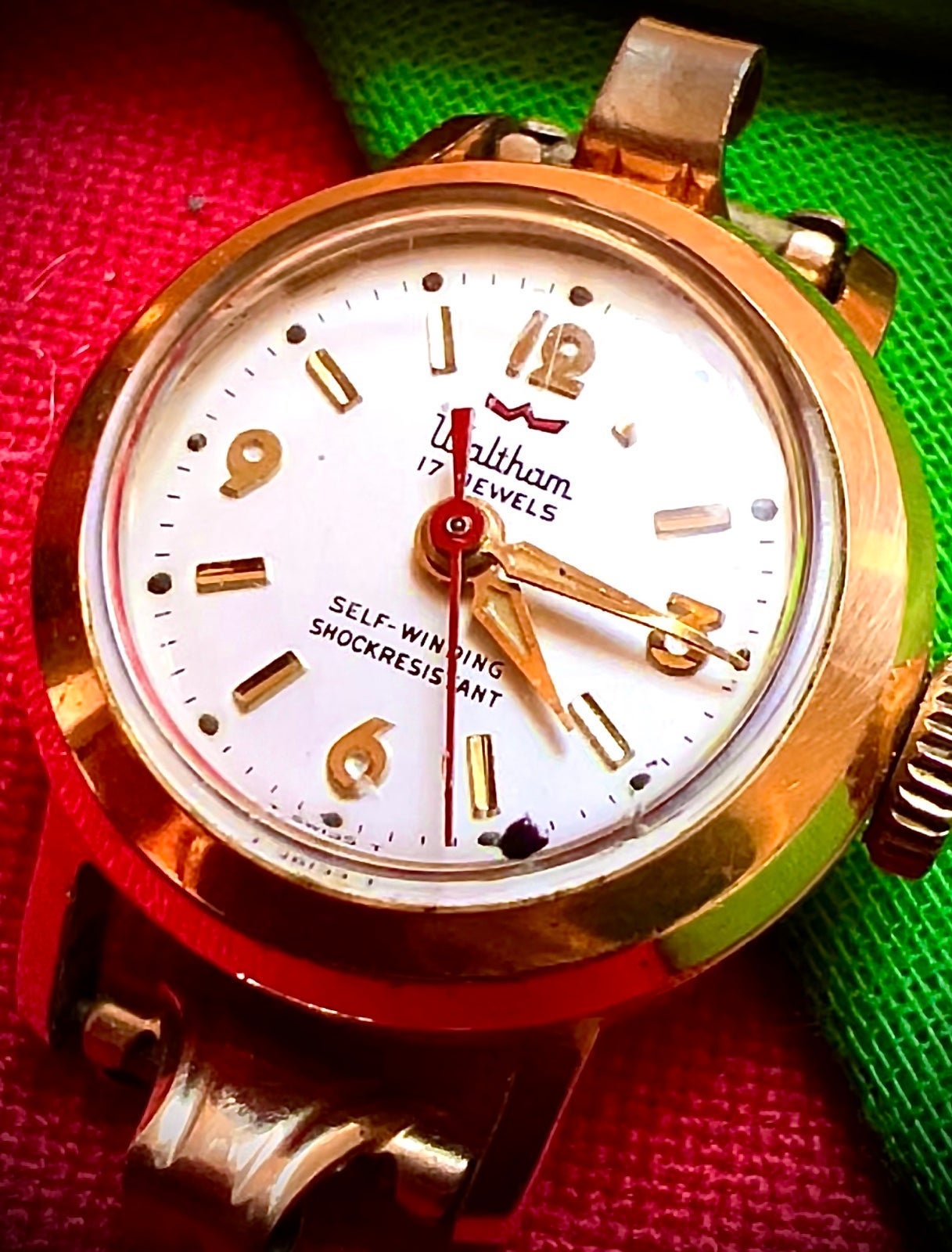#416 VTG WOMEN'S WALTHAM SELF WINDING 17J WATCH WORKS W/KREISLER BAND