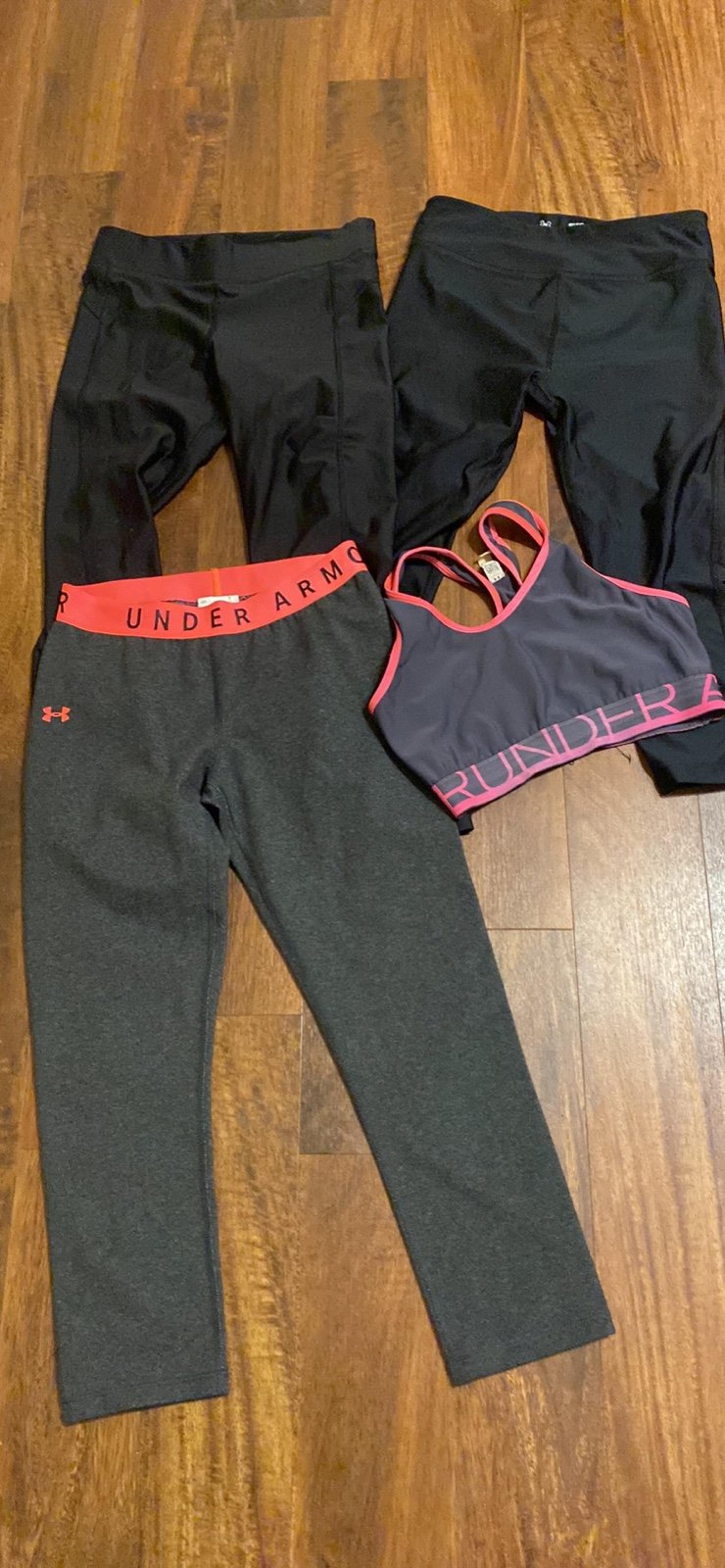 Under Armour Women's Small Athletic Pants Exercise Leggings Lot of 4 pcs