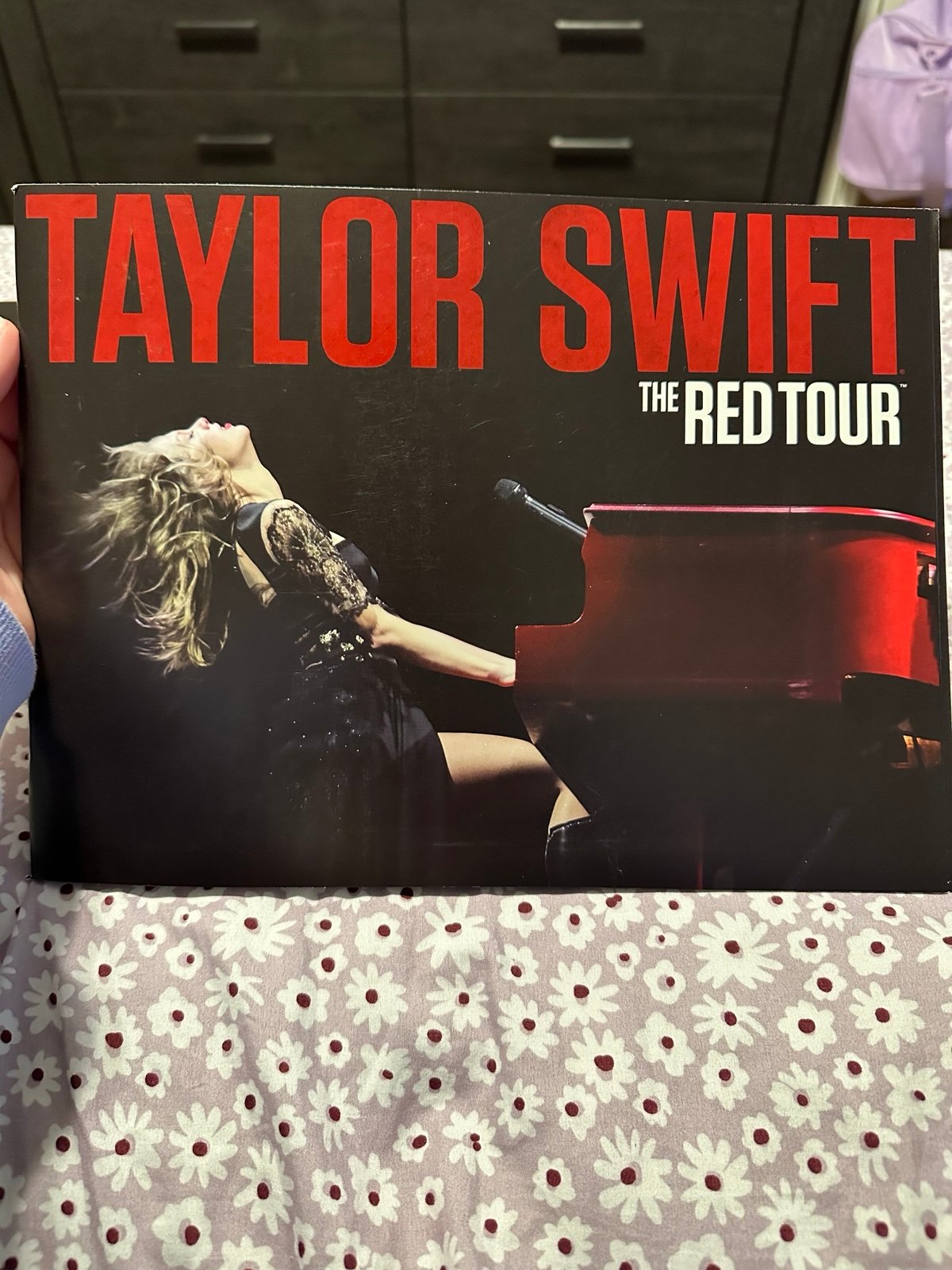 Taylor Swift Tour Book Bundle
