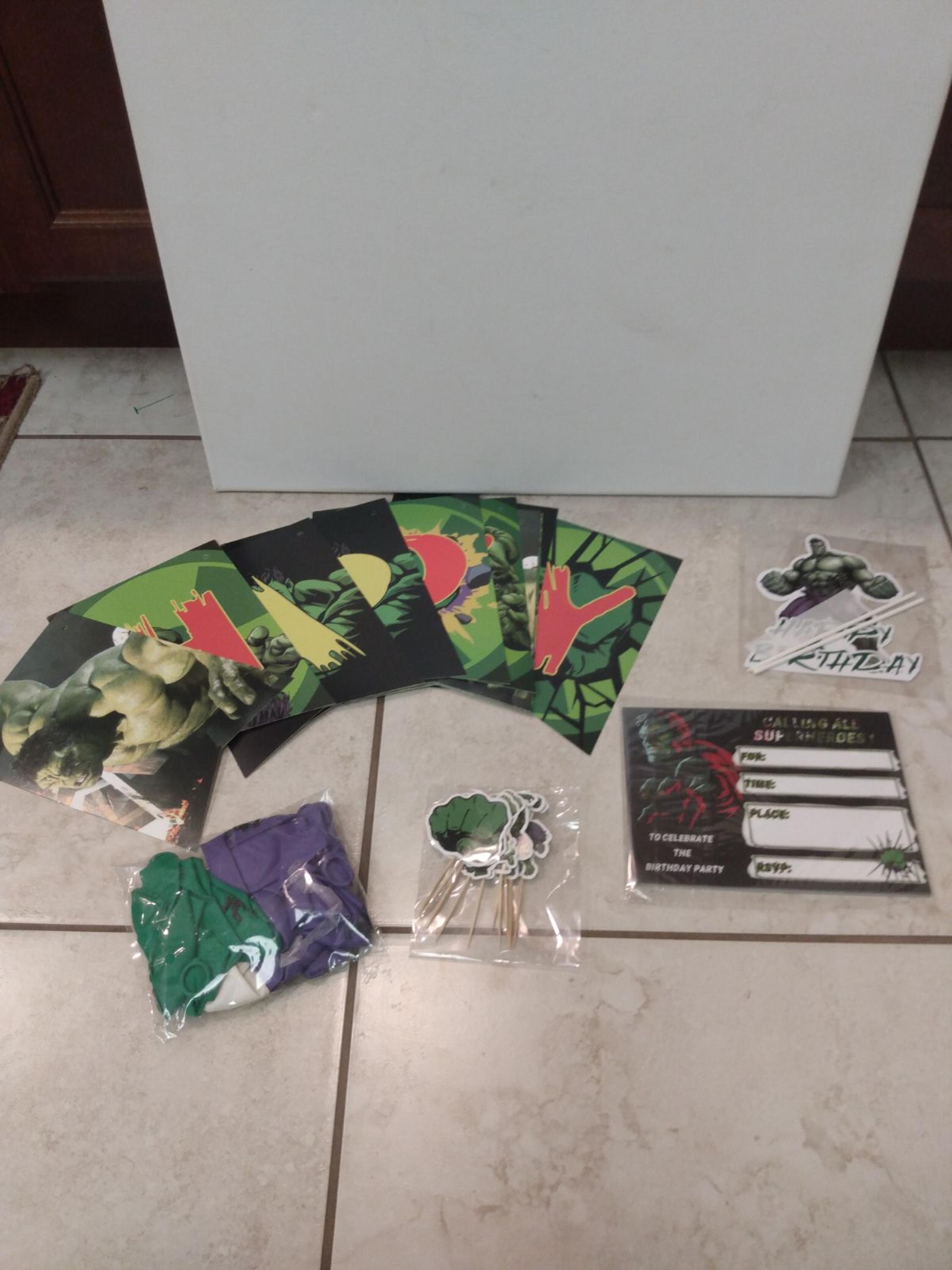Marvel Incredible Hulk Birthday Party Decorations Kit