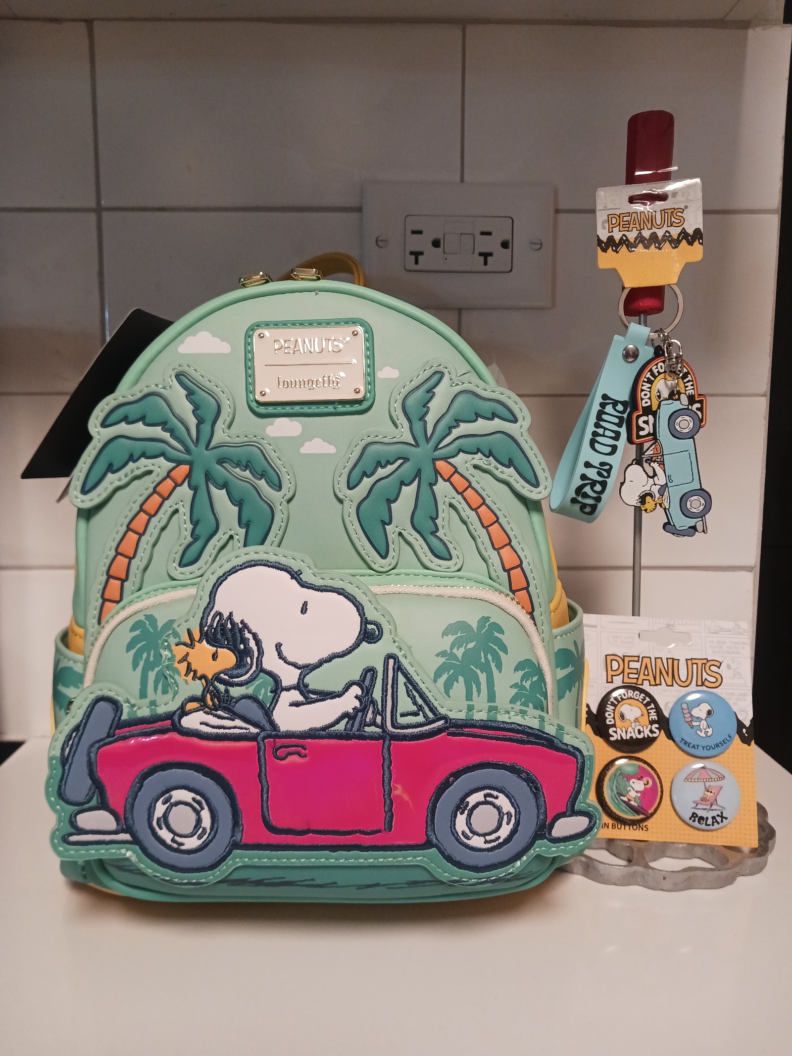 Loungefly Peanuts 50th Snoopy & Woodstock Roadtrip Backpack Pins & Keychain NWT